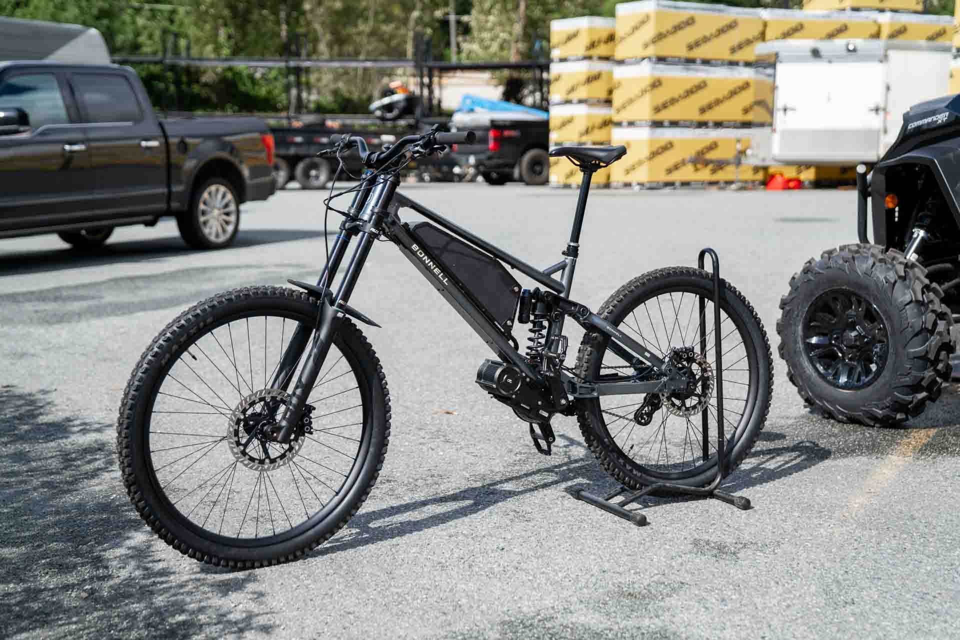 Bonnell 775 MX Grey