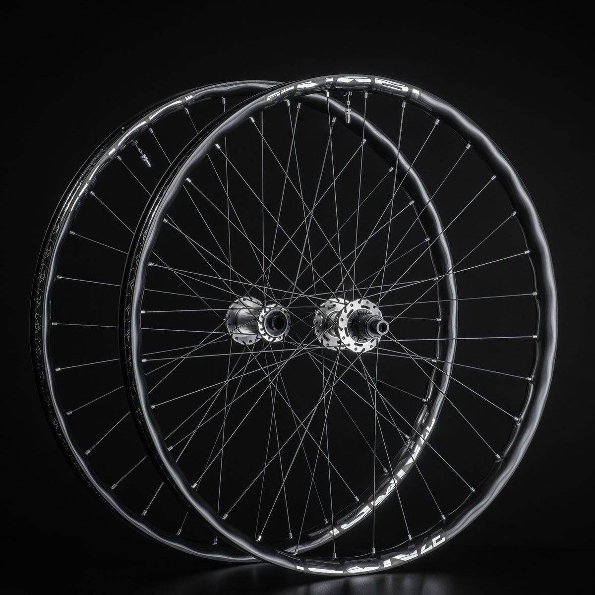 NOBL , TR37 WHEELSET, 29'', BLUE ONEUP HUBS, Holes: 32, 12X148mm,6-bolt,MS