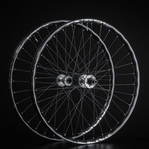 NOBL , TR37 WHEELSET, 29'', BLUE ONEUP HUBS, Holes: 32, 12X148mm,6-bolt,MS
